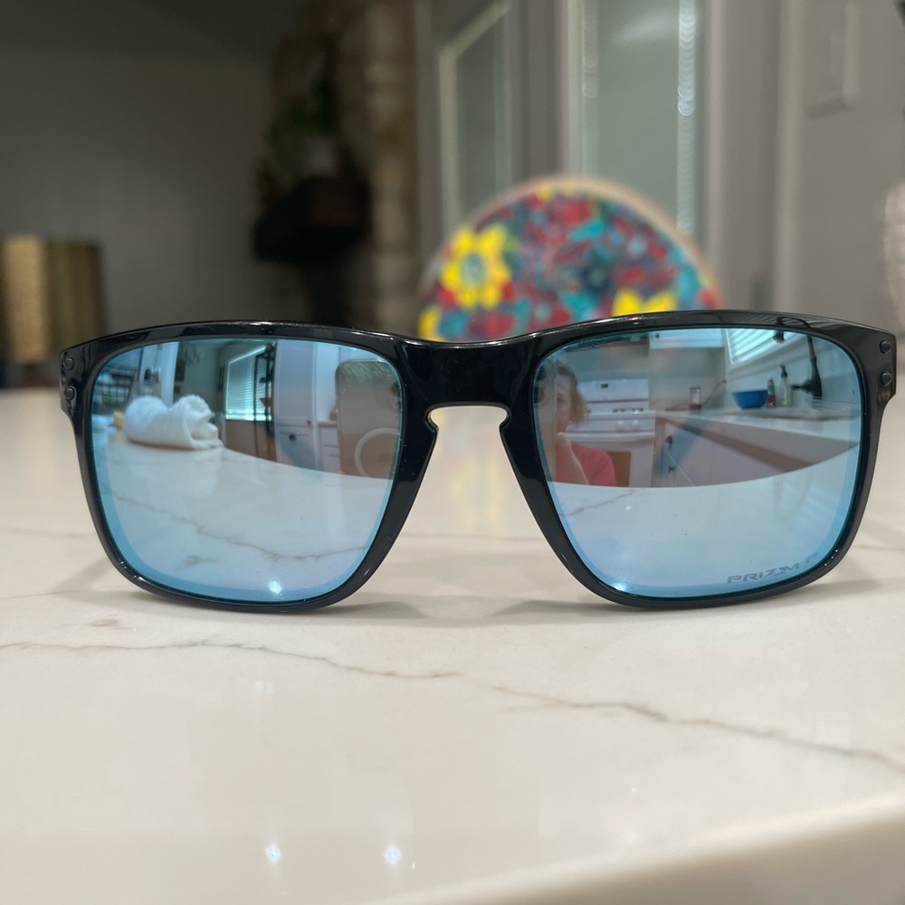 AUTHENTIC Oakley Holbrook